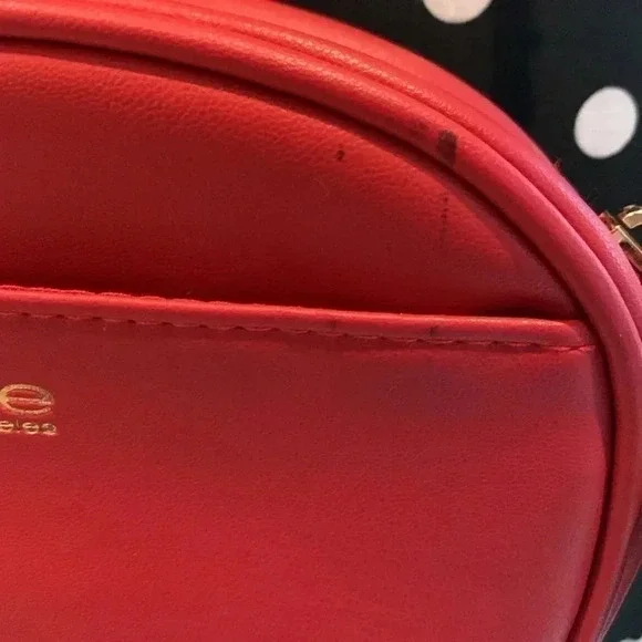 bebe - NWT Adorable Red All Over Cross Body Clutch - Picture 3 of 7